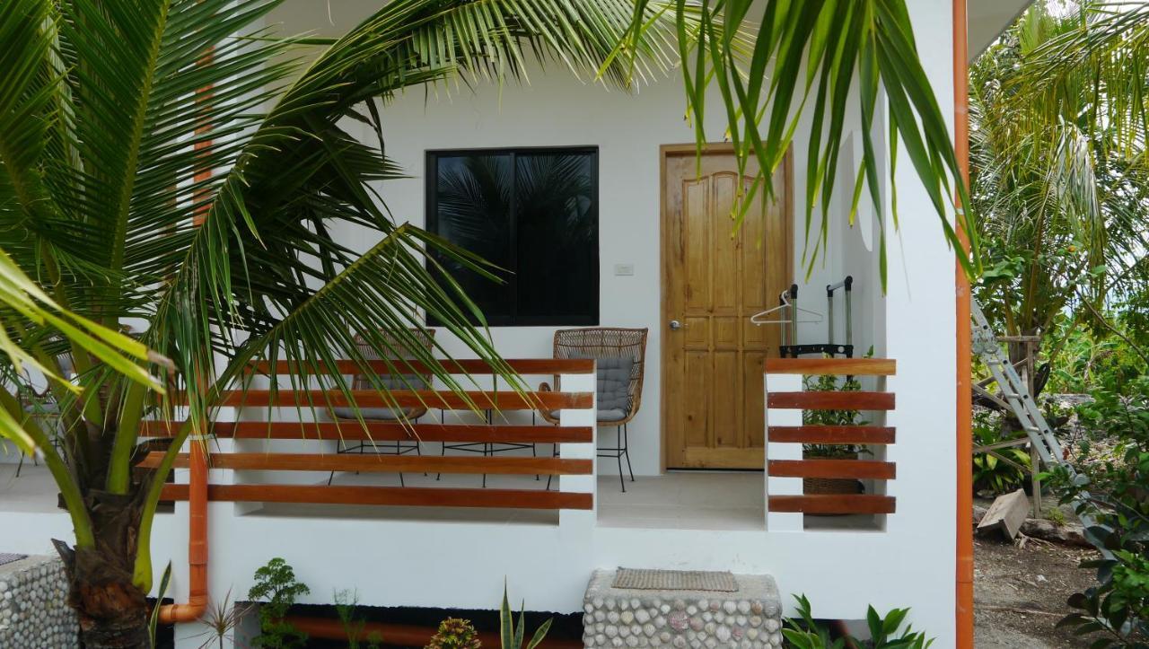 Moalboal T Breeze Coastal Resort Exterior photo